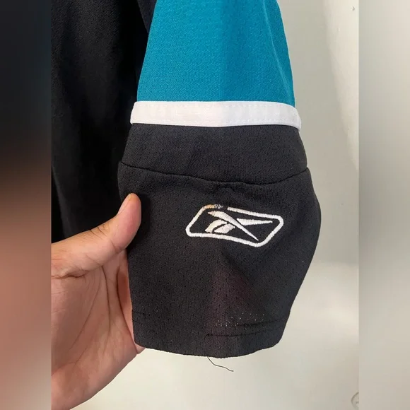 Vintage Reebok San Jose Sharks NHL Hockey Jersey Size Youth L / XL *FLAWS* - Picture 8 of 9